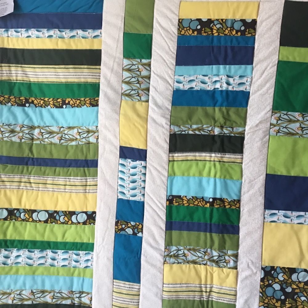 Handmade Quilt Colors of the Carolinas - Picture 4 of 16
